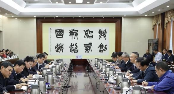 集團公司召開第一批“不忘初心、牢記使命”主題教育整治整改“回頭看”暨第二批工作推進會
